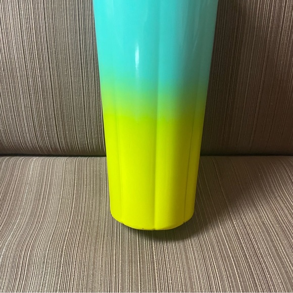 Starbucks Blue and Yellow Ombre Stainless Steel 24oz Cold Cup 2021 - Picture 2 of 6